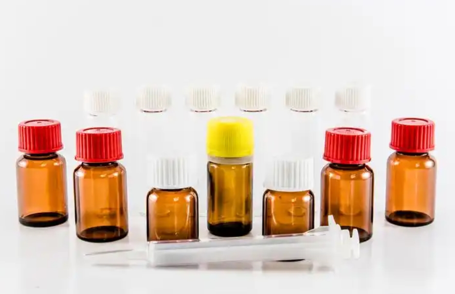 @}Όᚤz Quaternary Ammonium-Tannic Acid Crosslinked Chitosan Gel